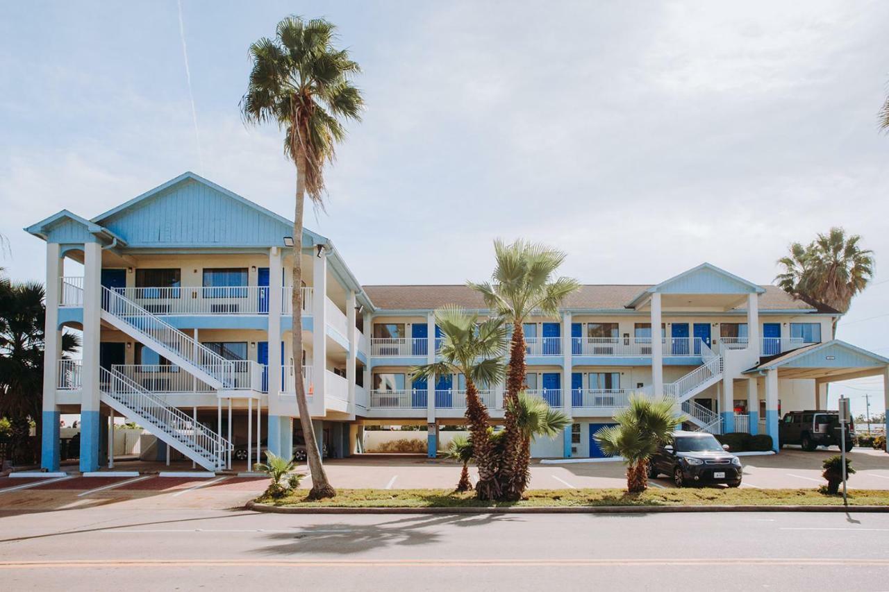 Scottish Inn & Suites - Kemah Boardwalk Exterior photo