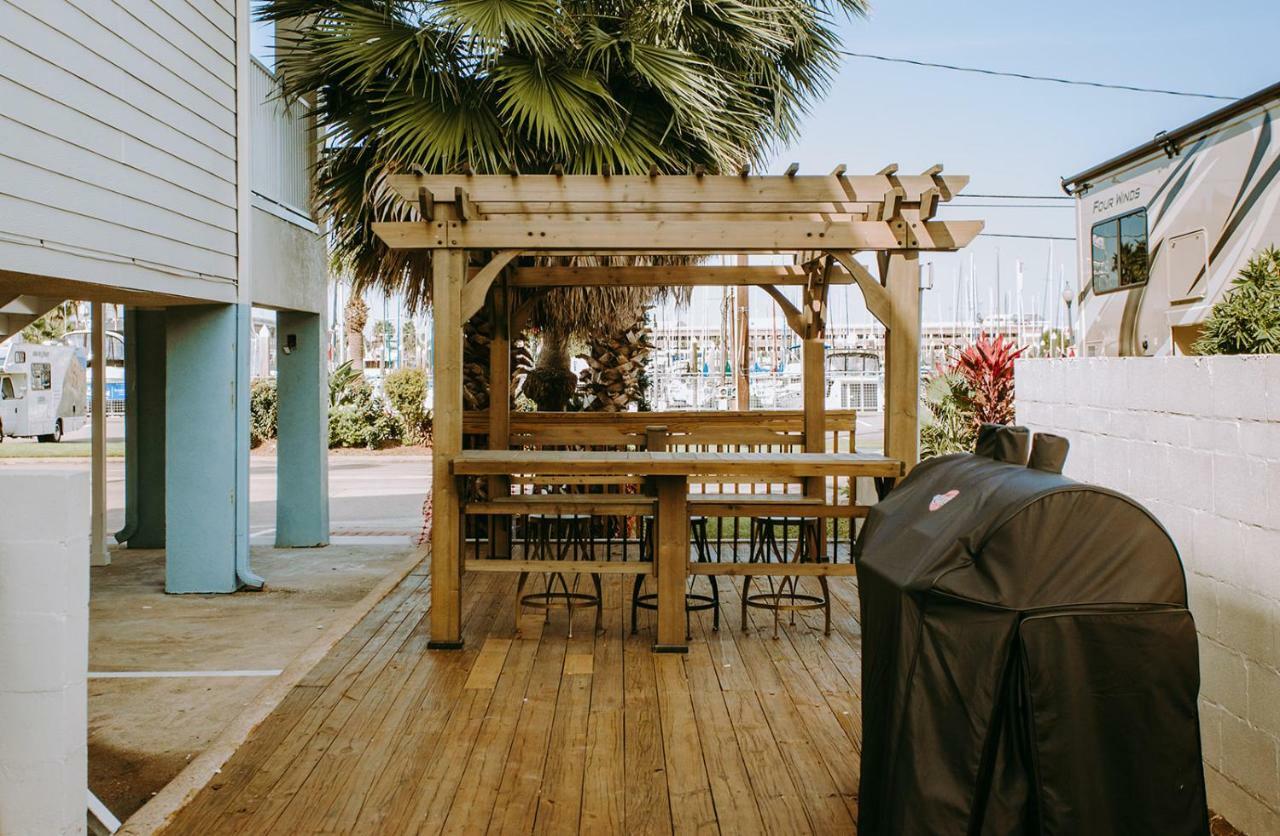 Scottish Inn & Suites - Kemah Boardwalk Exterior photo